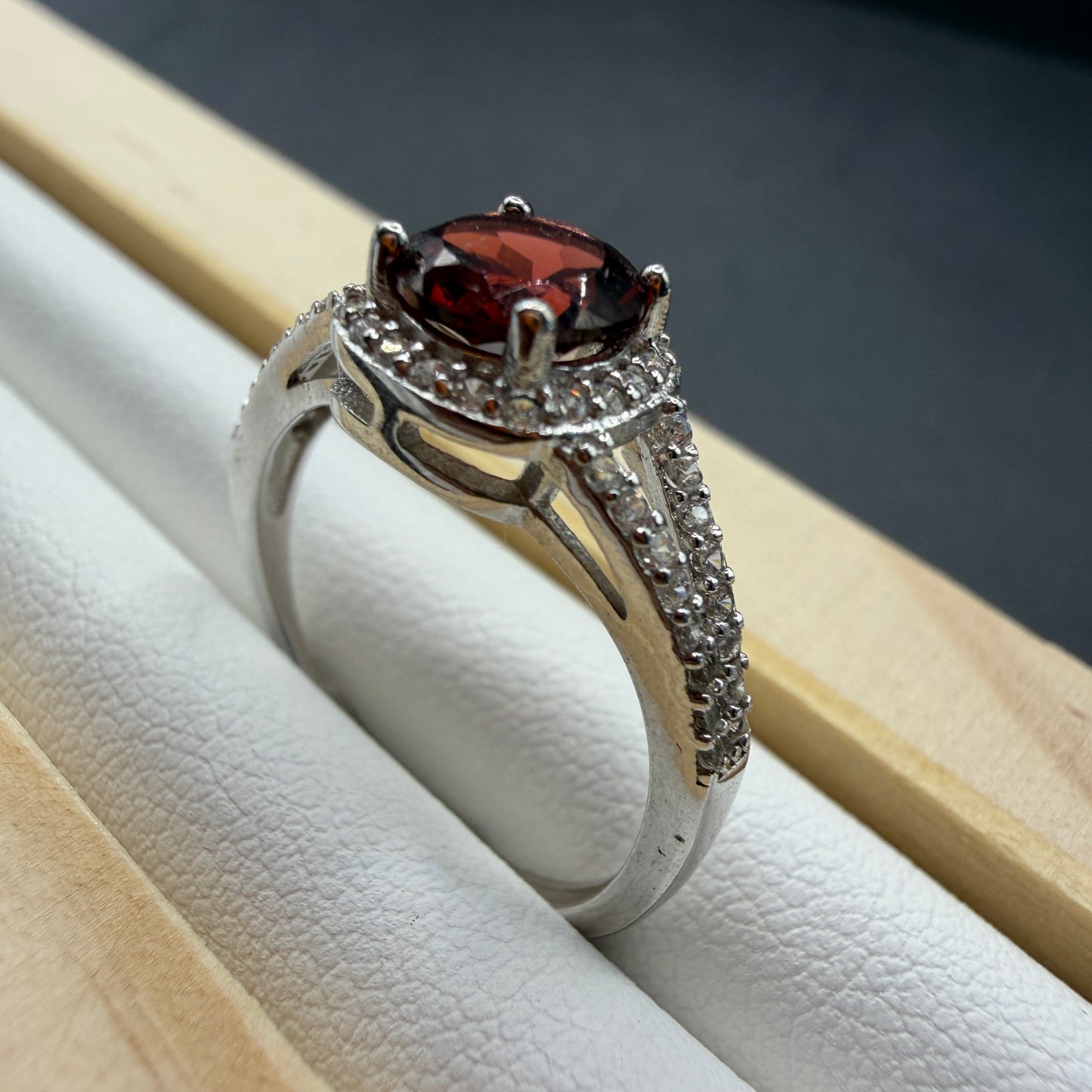 Garnet S925 Ring
