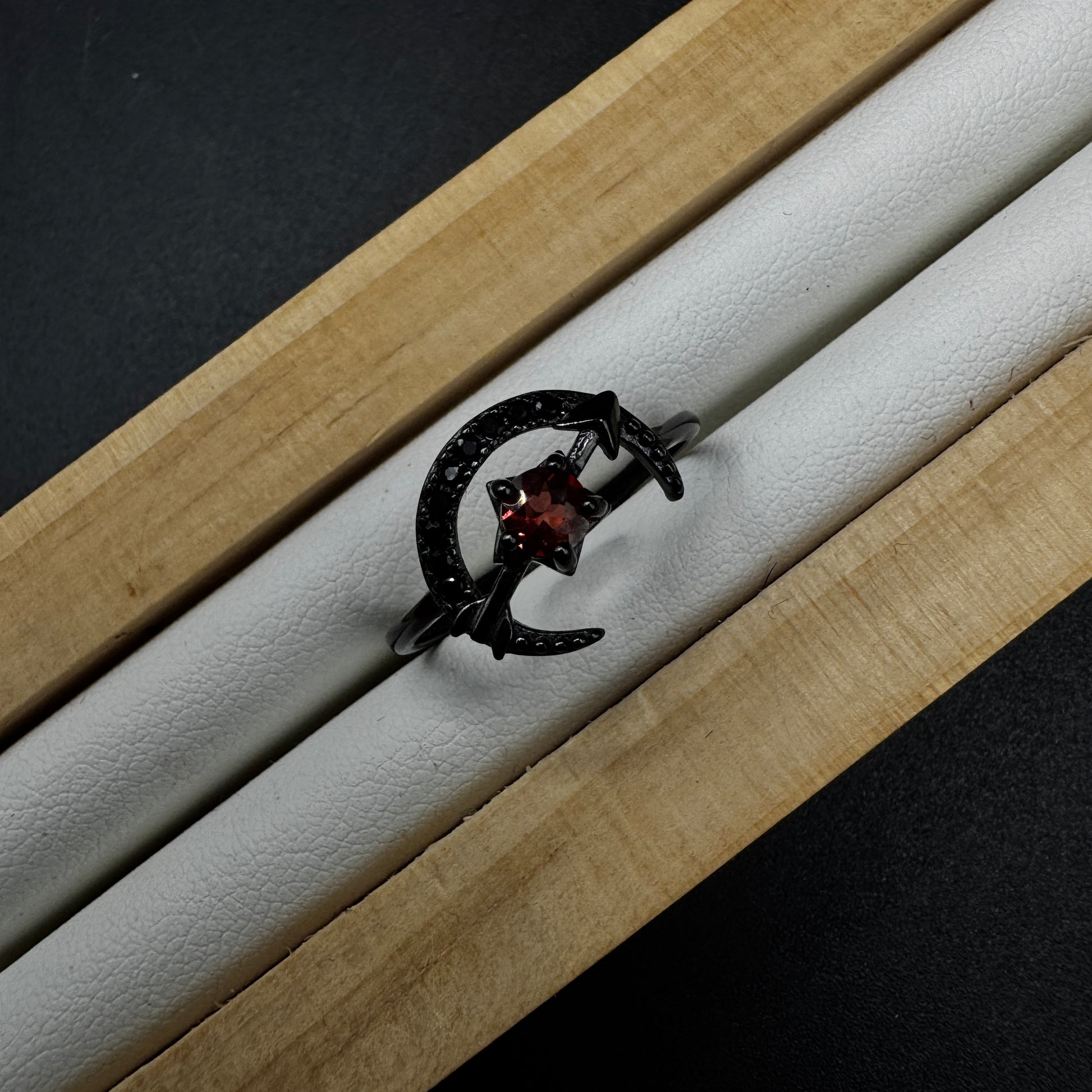 Garnet Moon S925 Halloween Ring