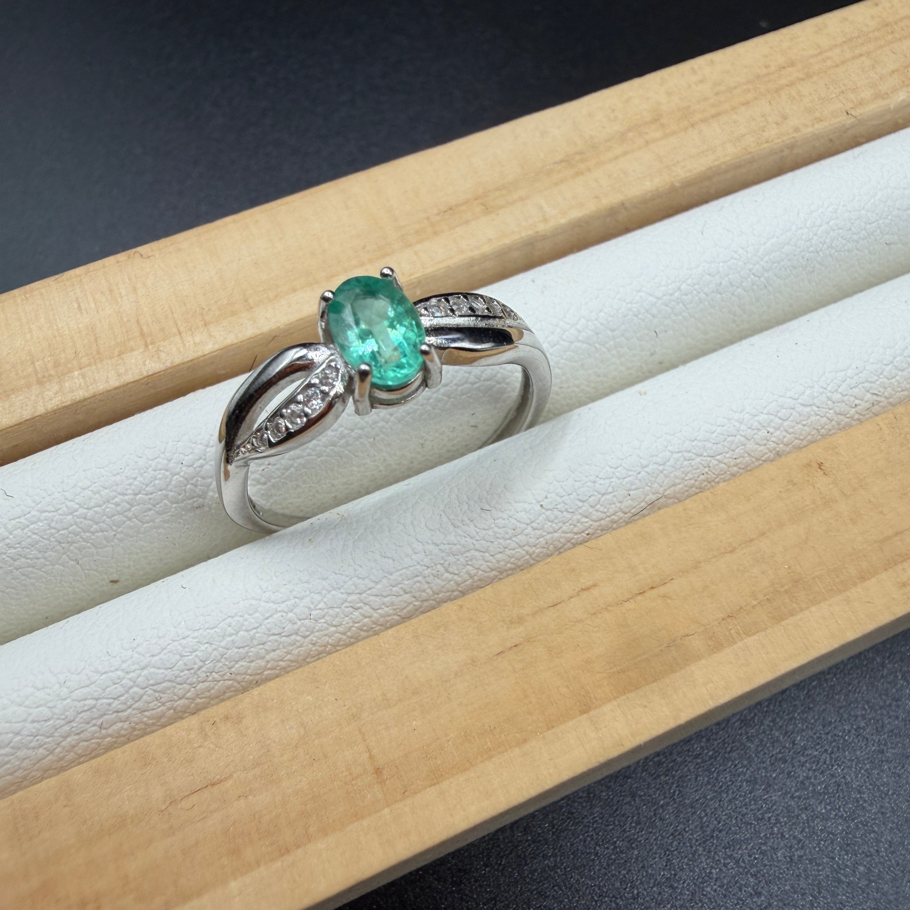 Emerald S925 Certified Ring