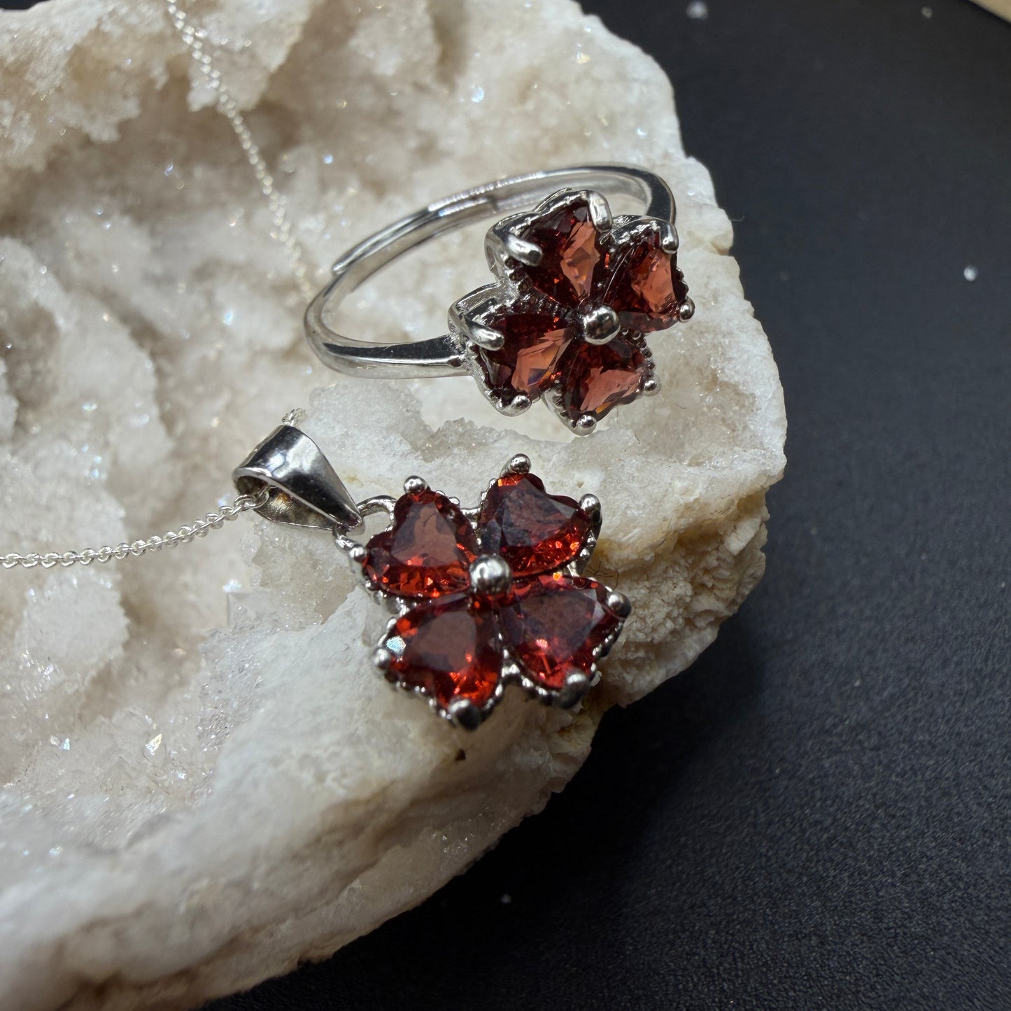 Garnet Clover Ring and Necklace S925 Set