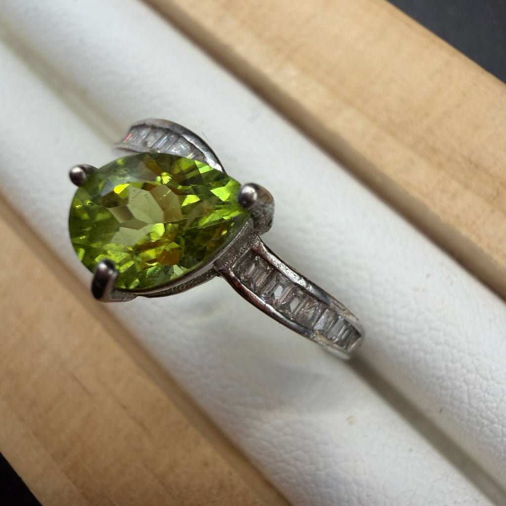 Peridot S925 Adjustable Ring