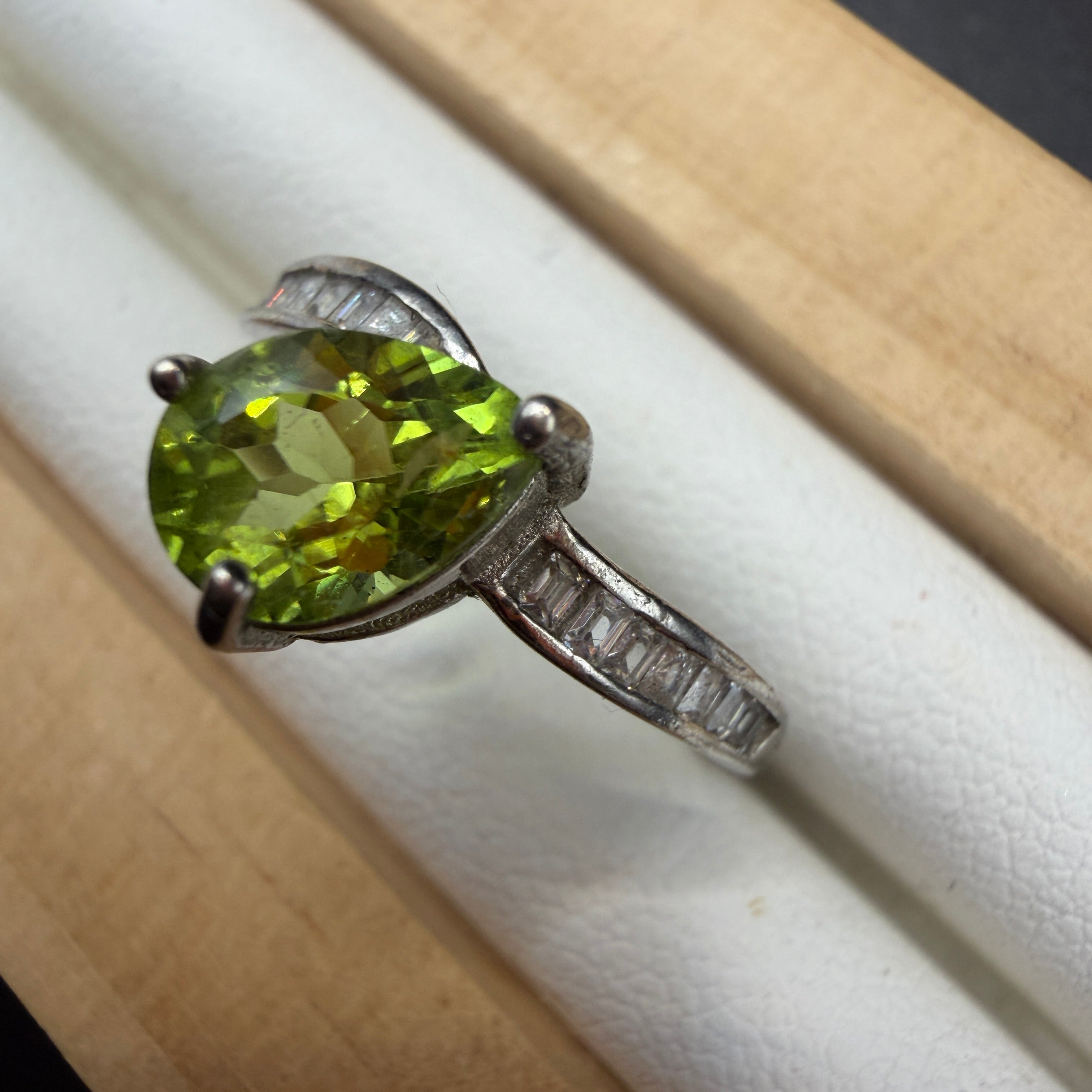 Peridot S925 Adjustable Ring
