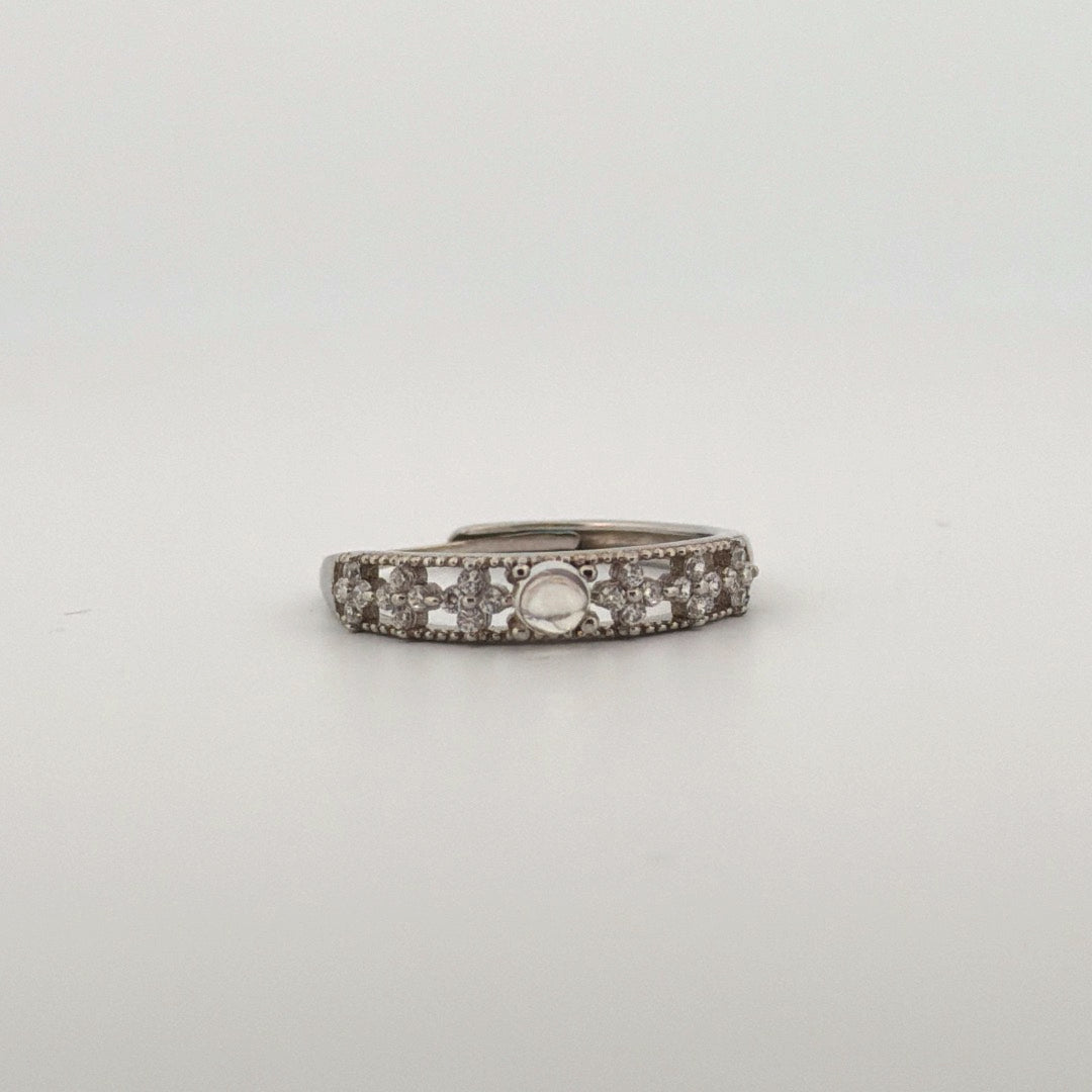 Moonstone S915 Adjustable Ring