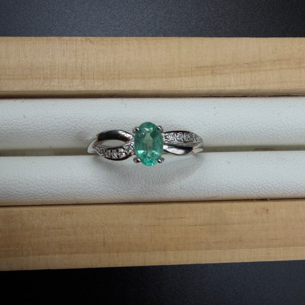 Emerald S925 Certified Ring