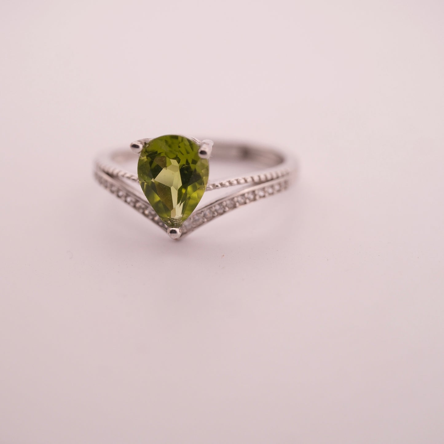 Peridot S915 Adjustable Ring