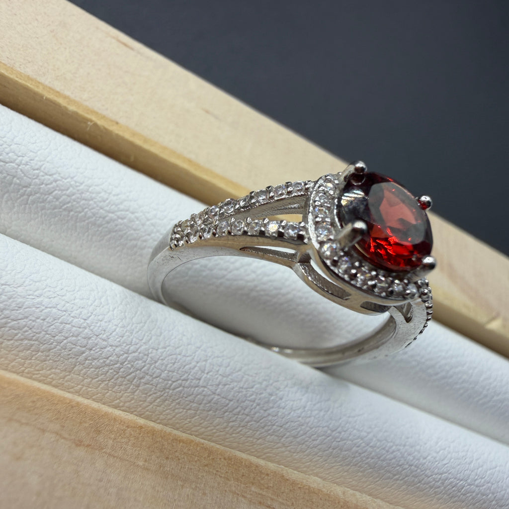 Garnet S925 Ring