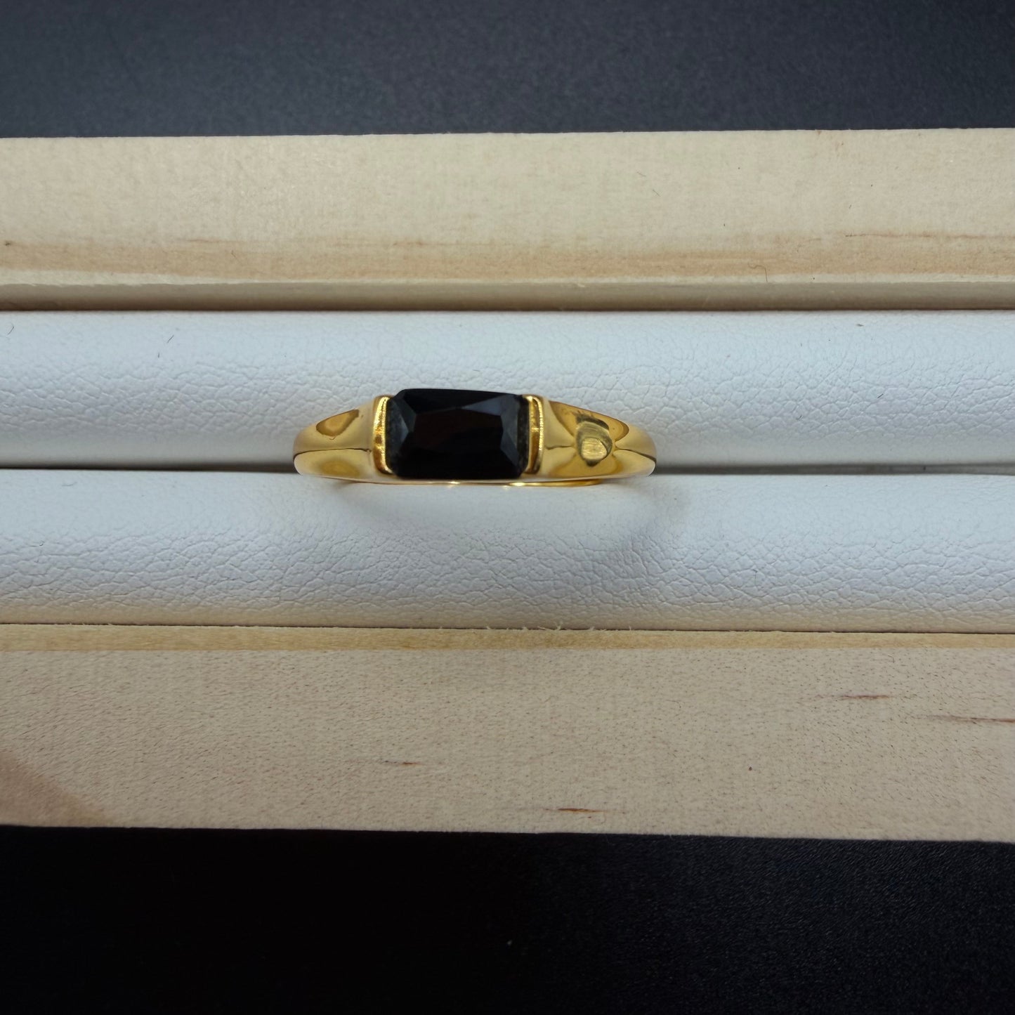 Black Spinel Gold S925 Adjustable Ring