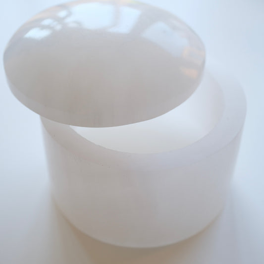 Selenite Jar with Lid