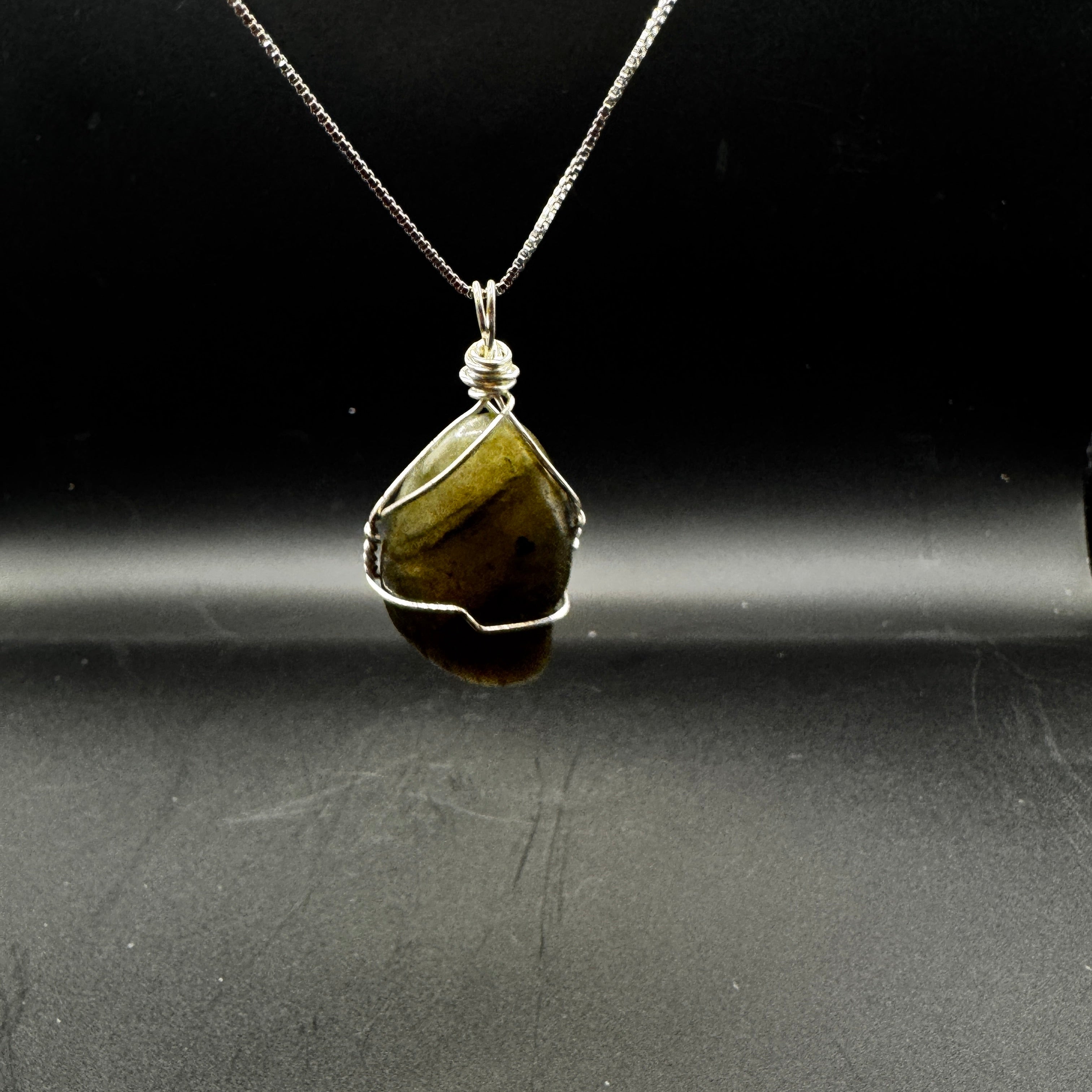 Handmade Labradorite Necklace