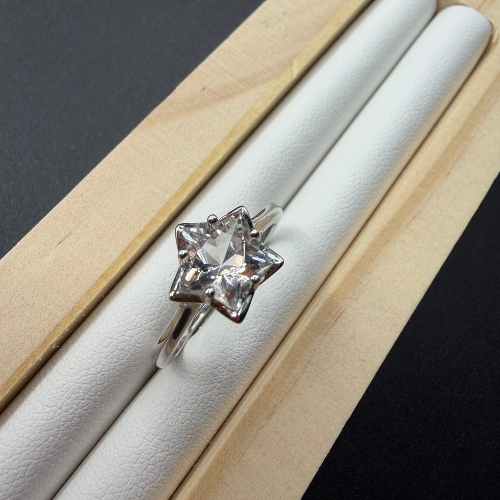Clear Quartz Star S925 Adjustable Ring