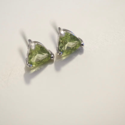 Peridot Heart S925 Stud Earrings