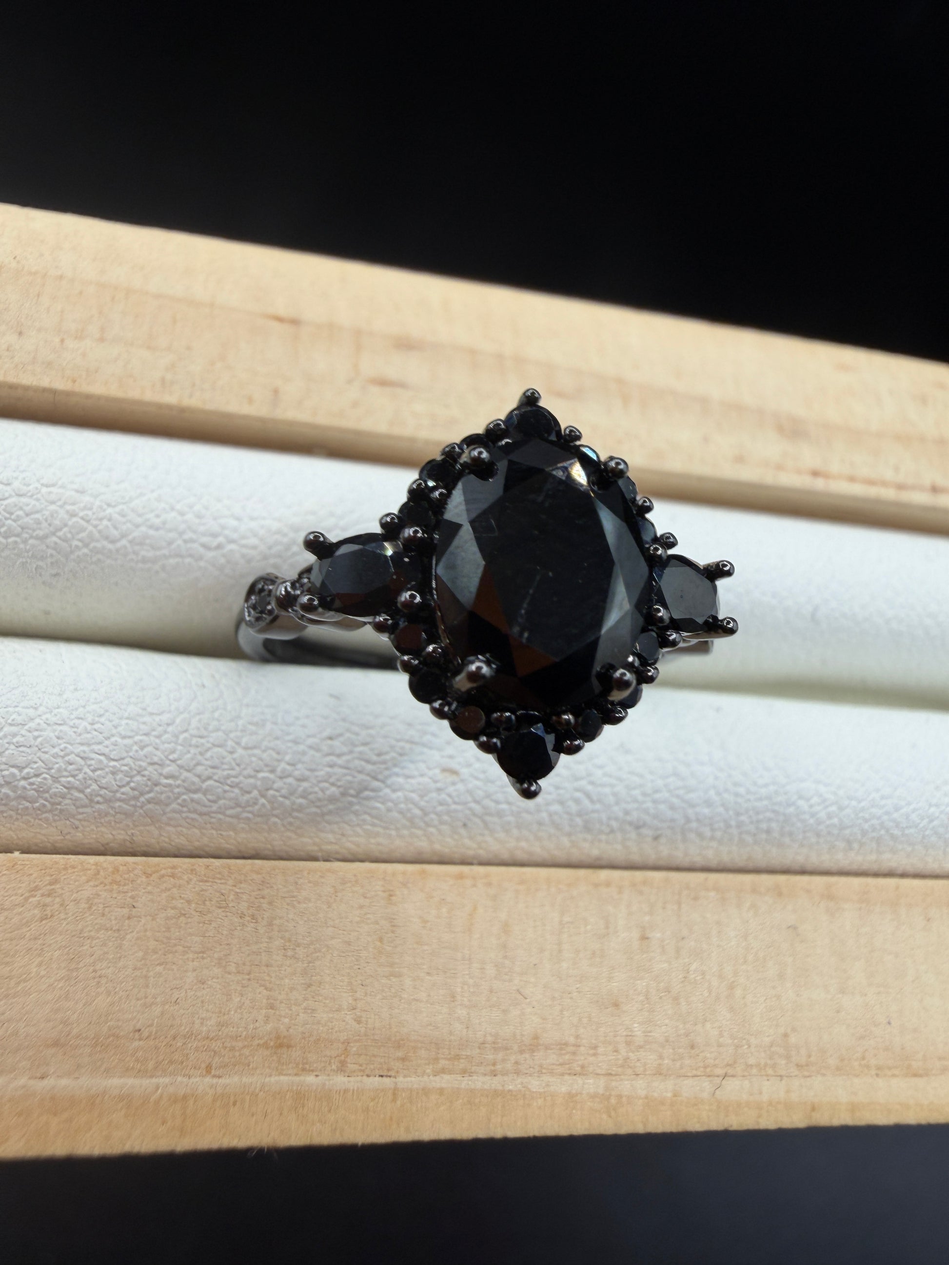 Black Spinel S925 Halloween Ring