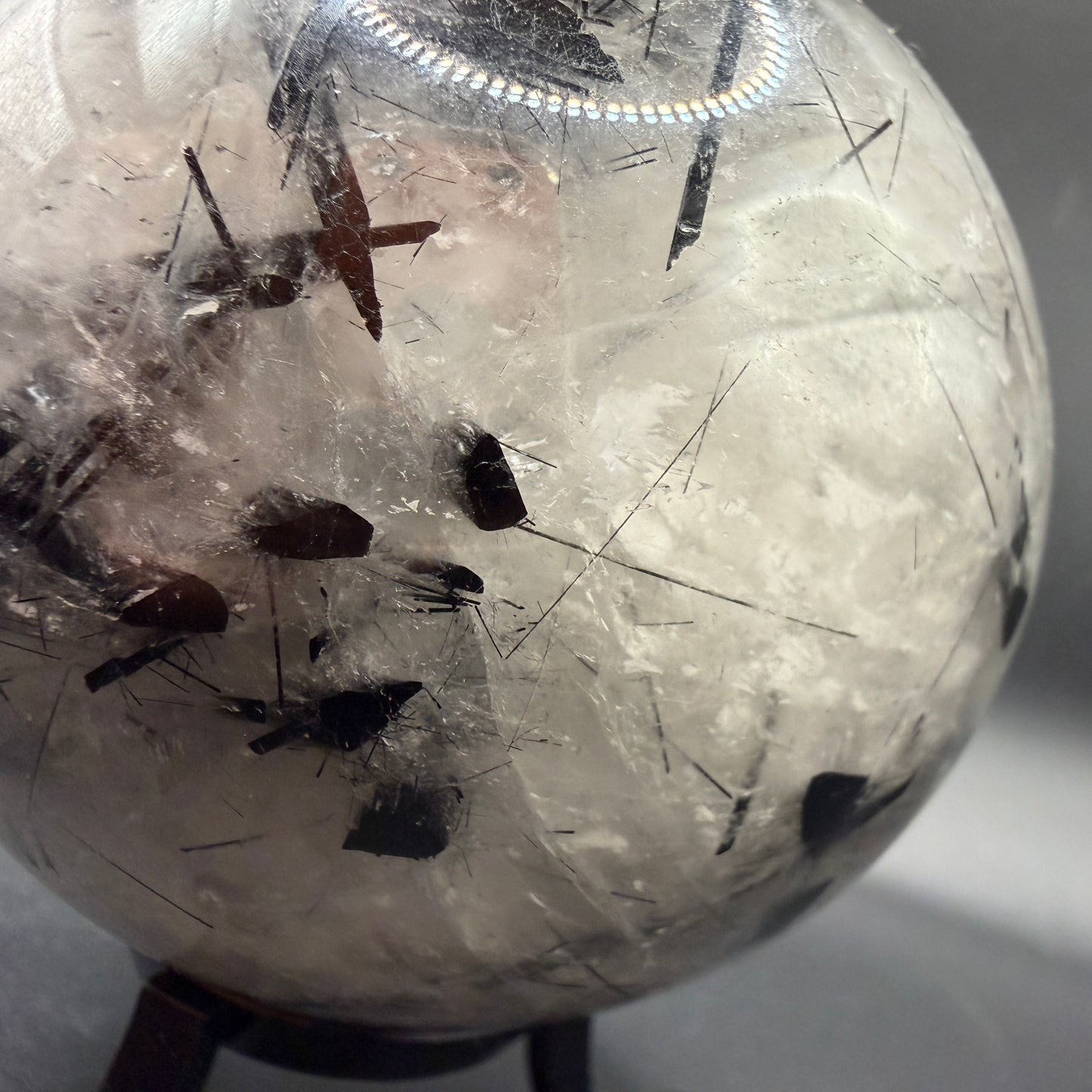 Black Tourmaline in Quartz Sphere Dx22.6cm