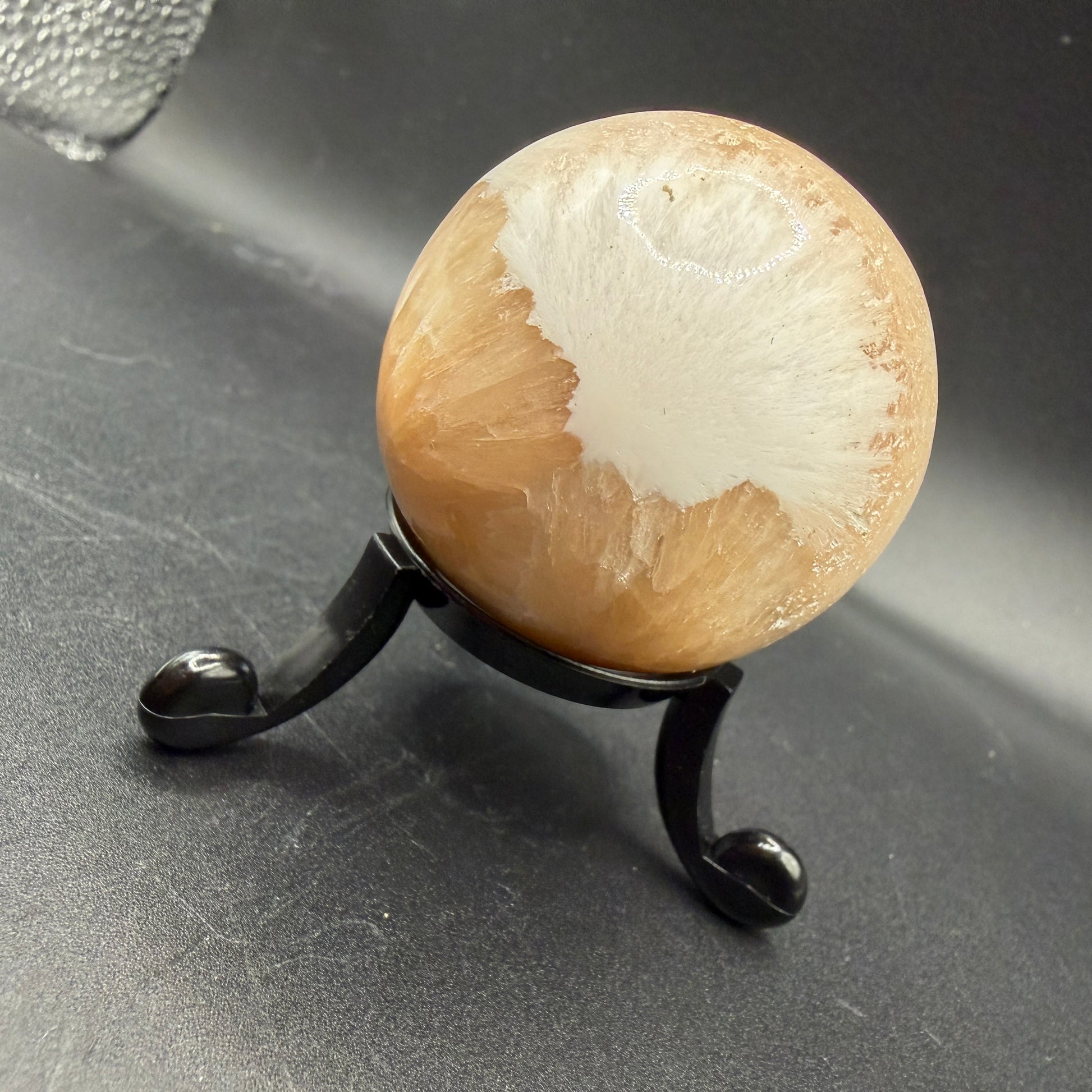 Scolocite Stilbite Sphere Dx13.5cm