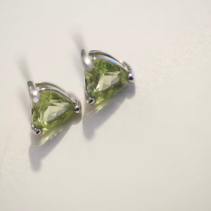 Peridot Heart S925 Stud Earrings