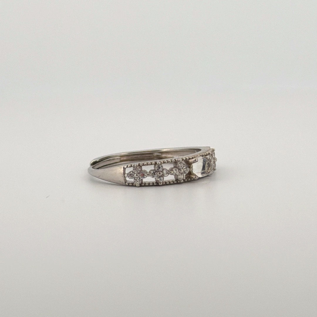 Moonstone S915 Adjustable Ring