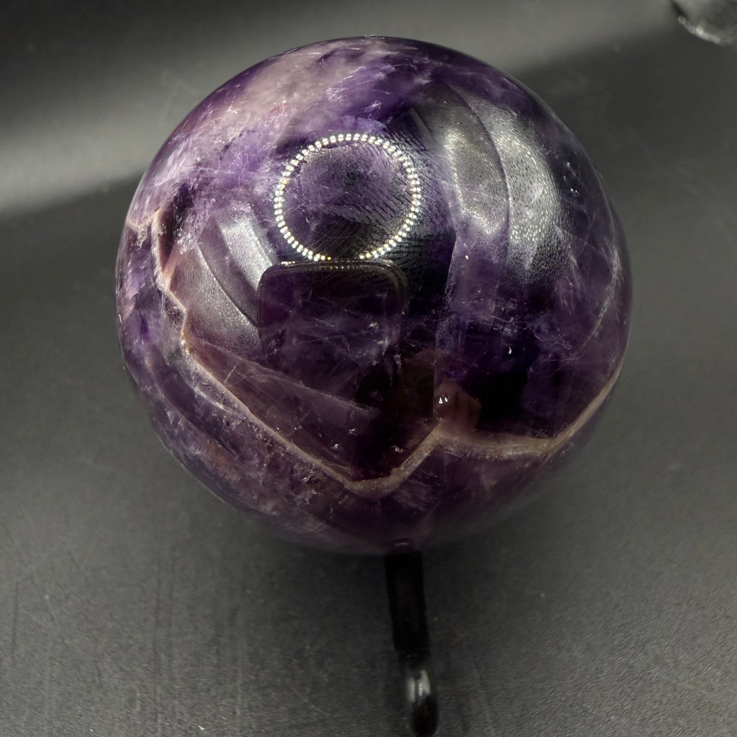 Chevron Amethyst Sphere Dx16.5cm