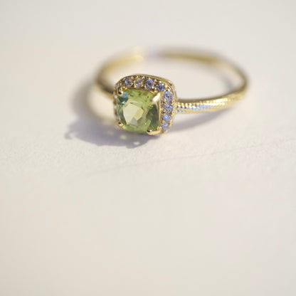 Peridot S925 Gold Adjustable Ring