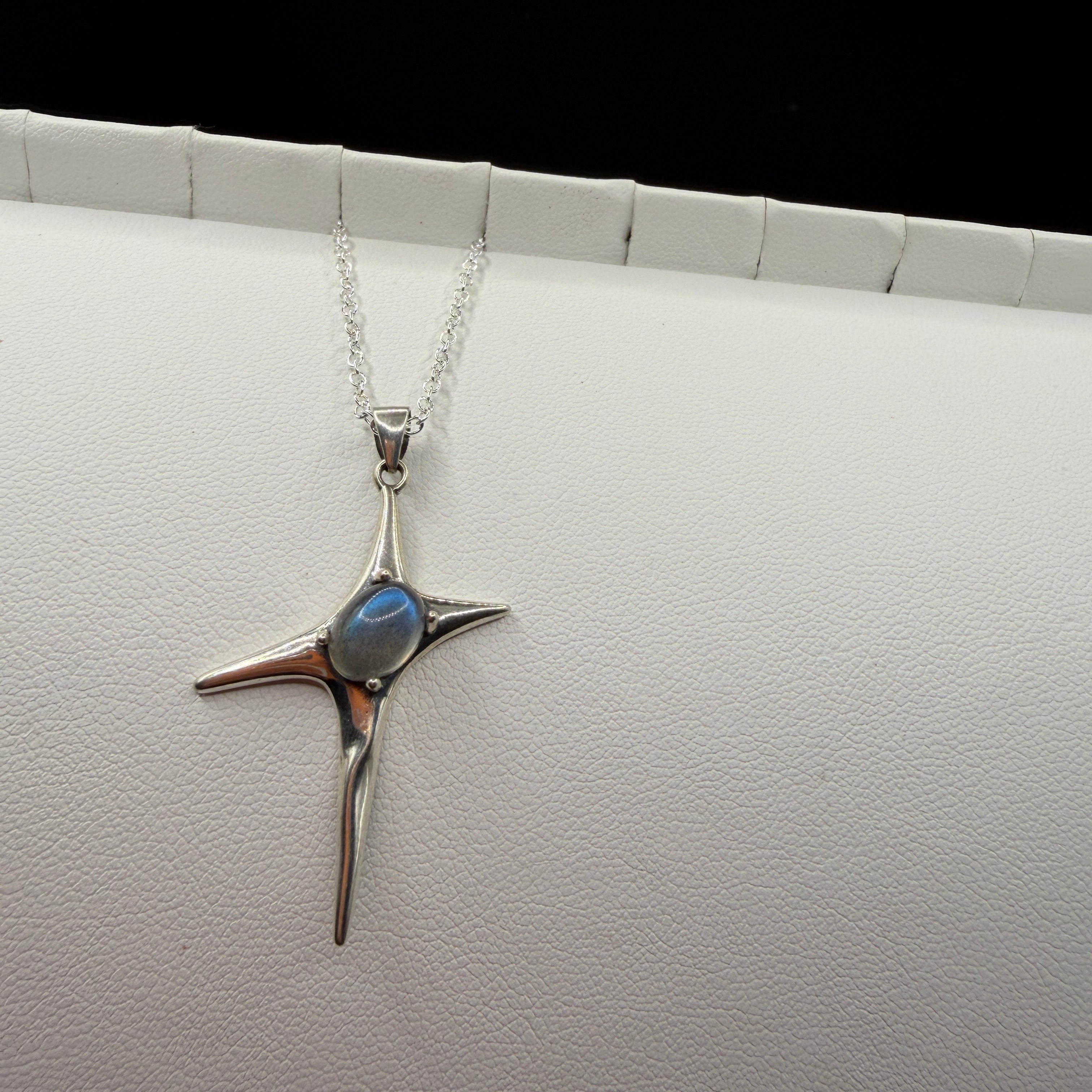 Labradorite Star S925 Necklace