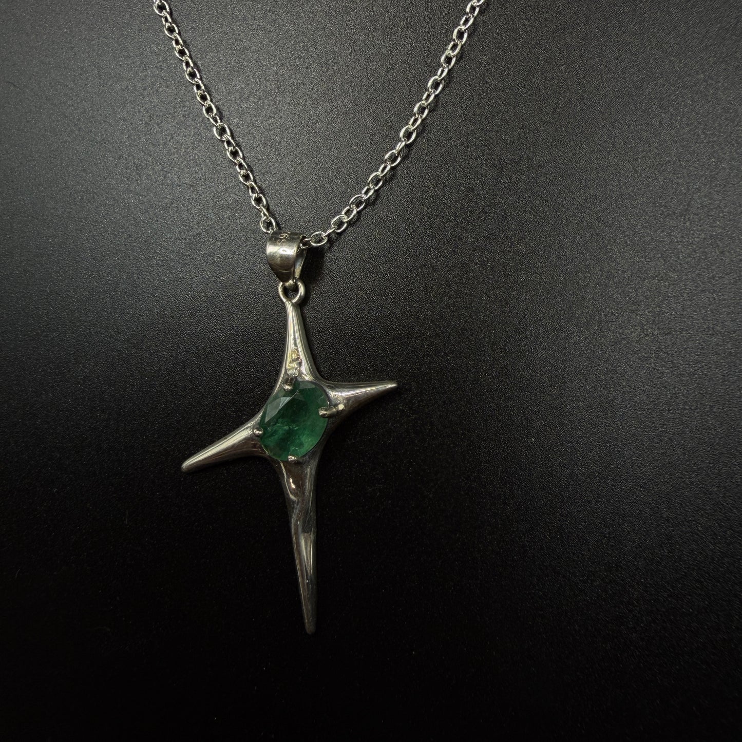 Emerald Star S925 Necklace