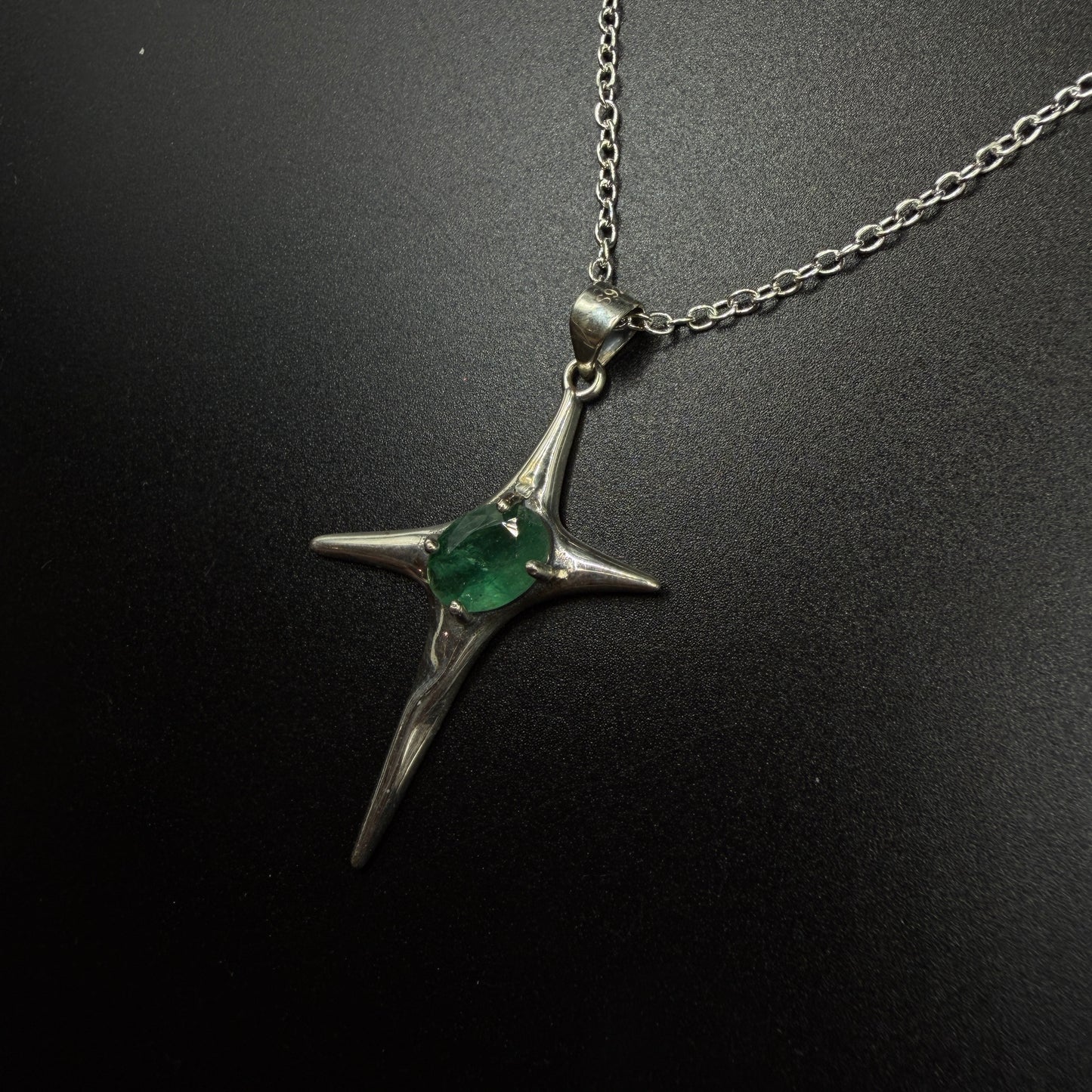 Emerald Star S925 Necklace