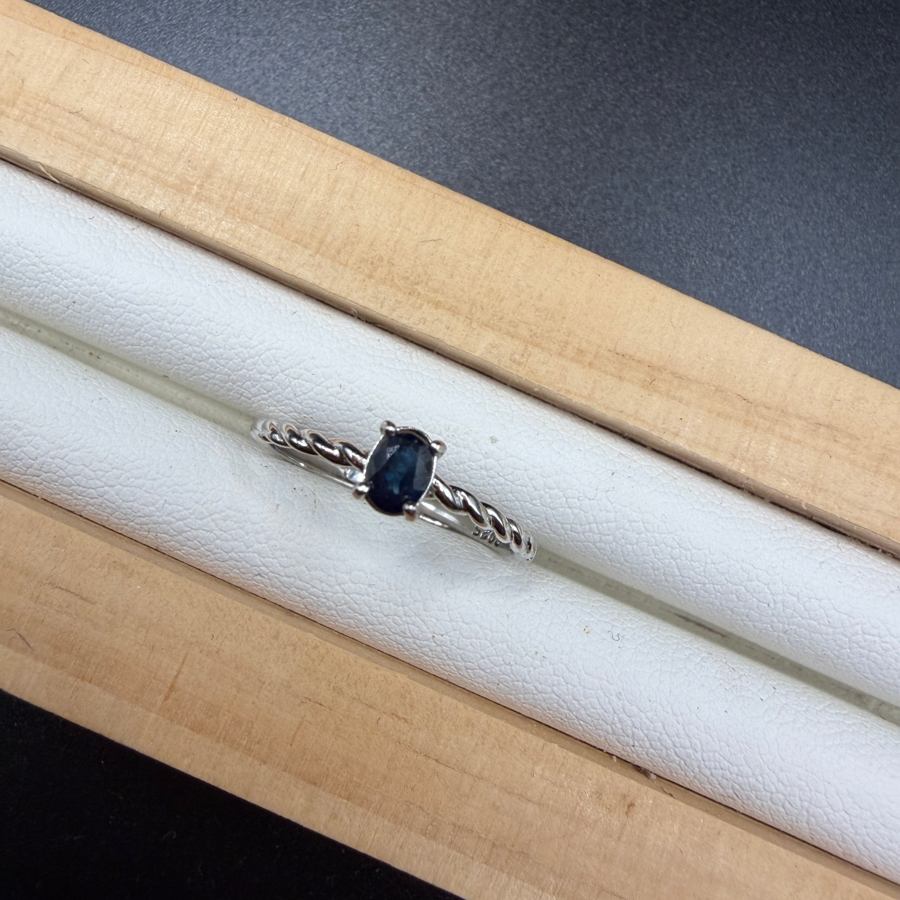 Sapphire S925 Adjustable Ring