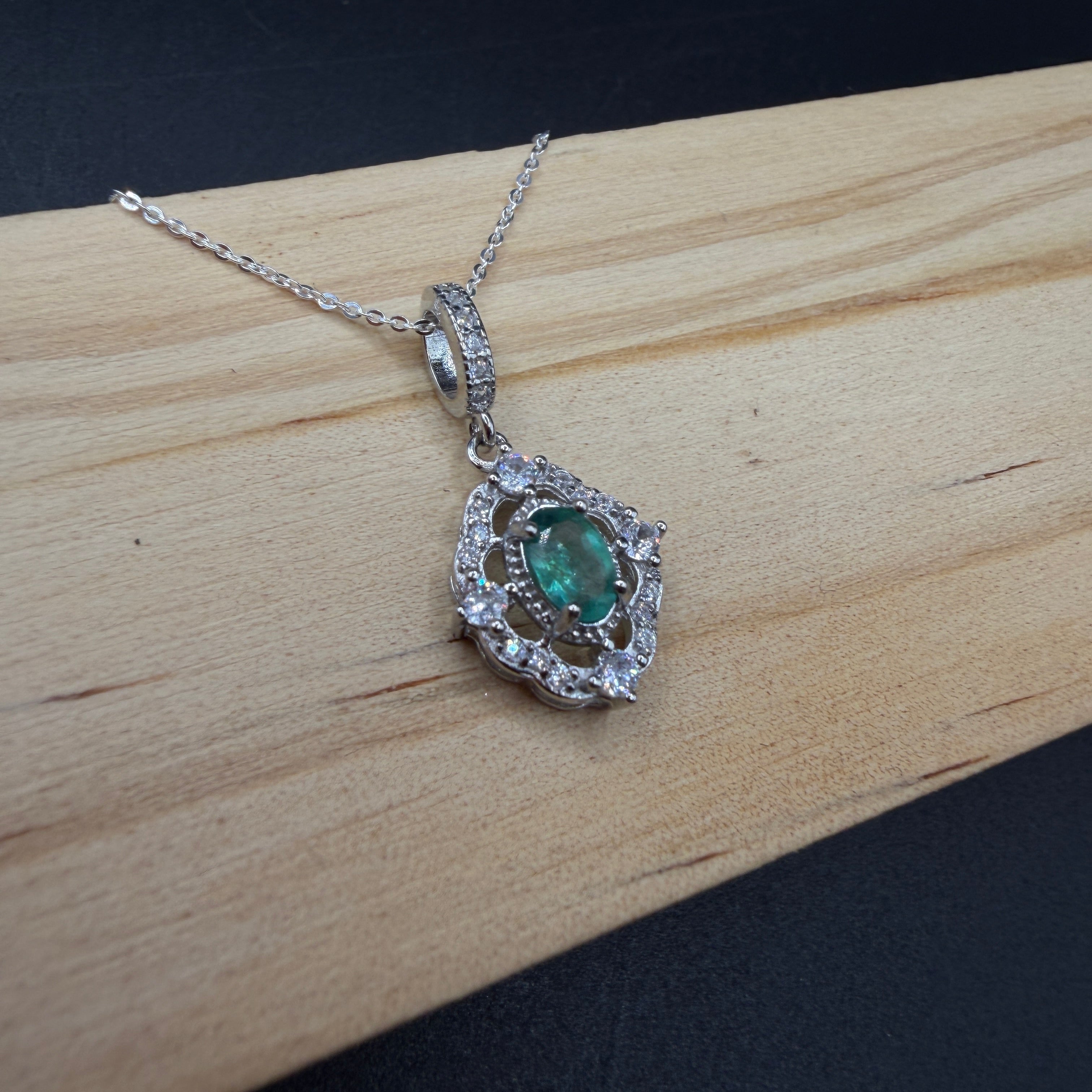 Emerald S925 Necklace