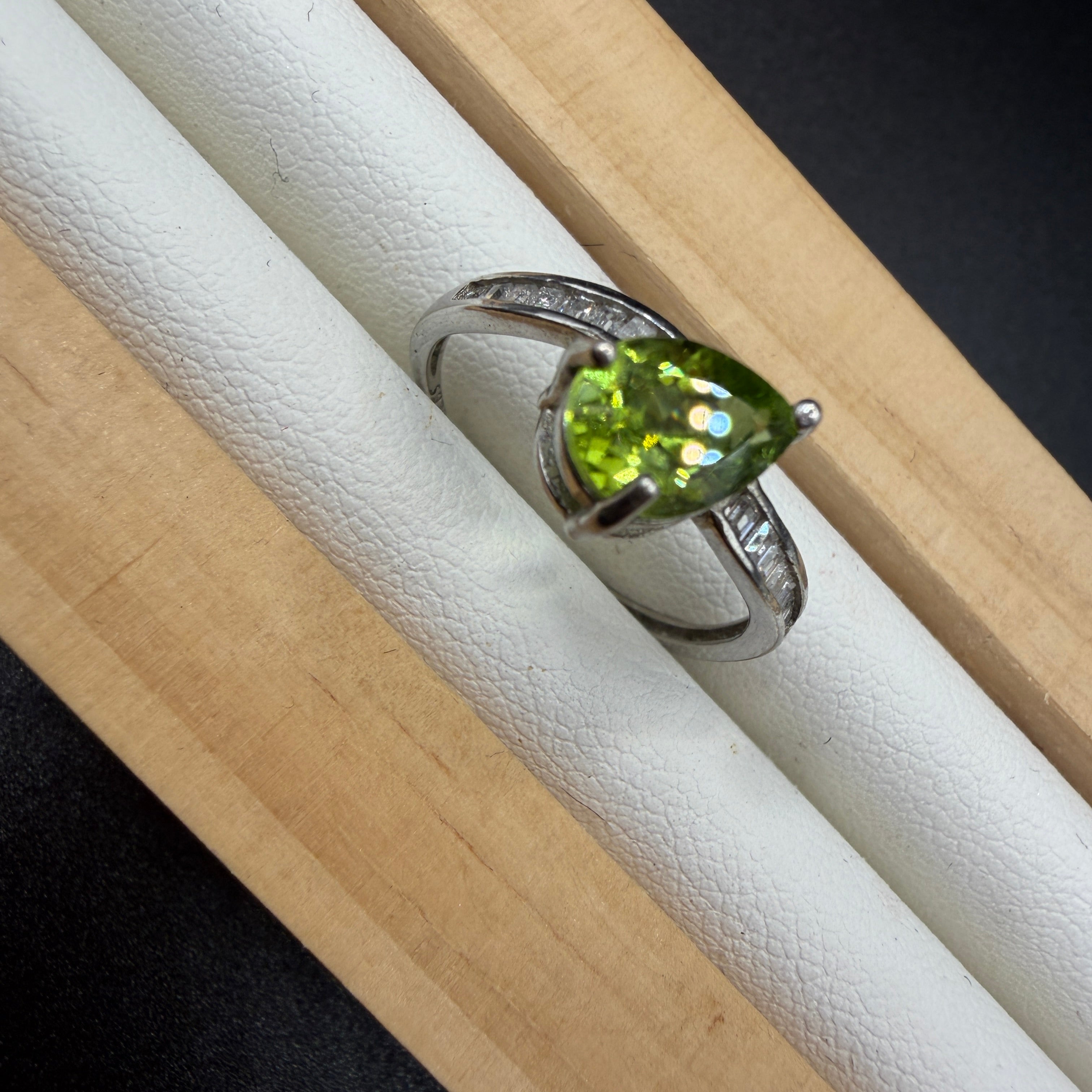 Peridot S925 Adjustable Ring