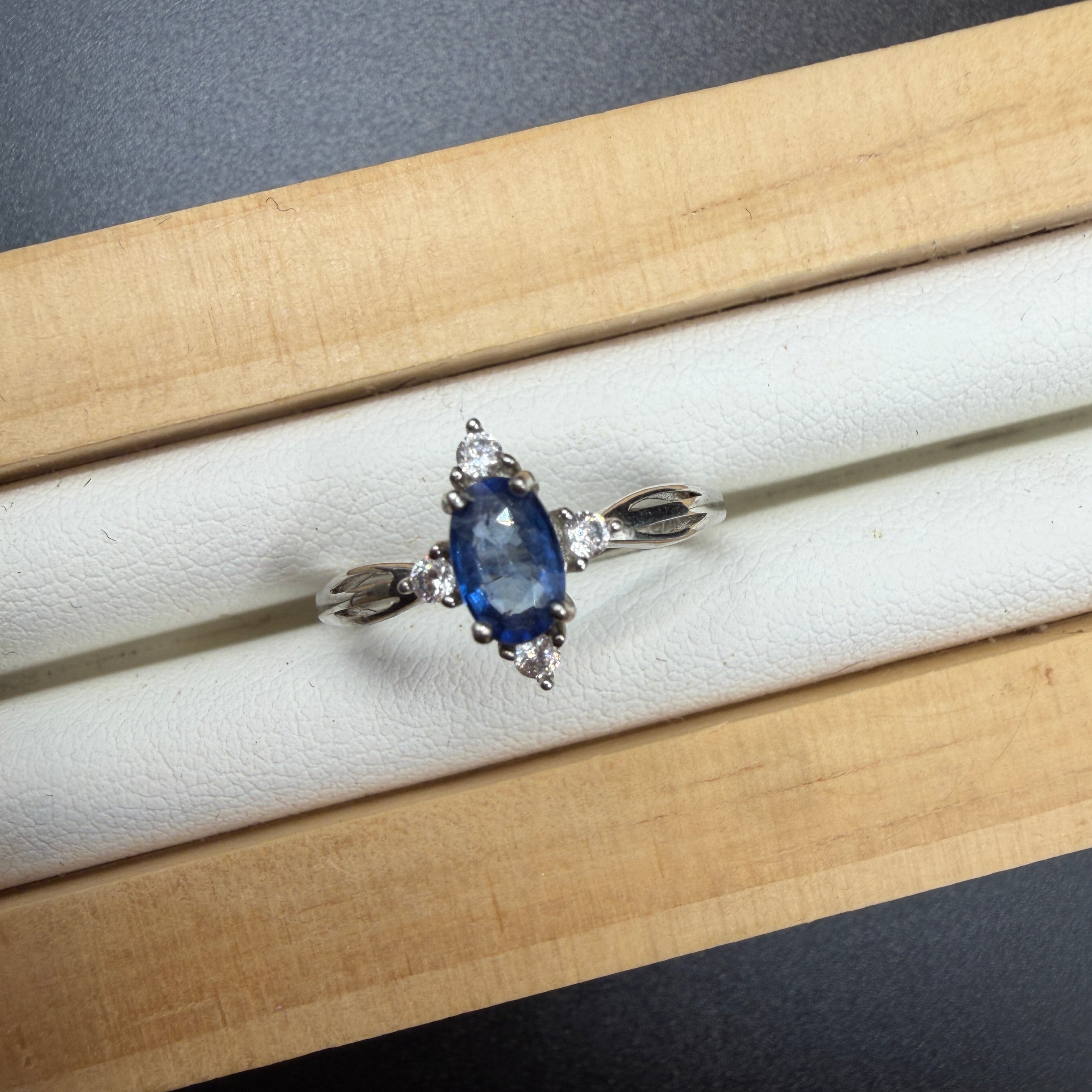 Sapphire S925 Certified Adjustable Ring