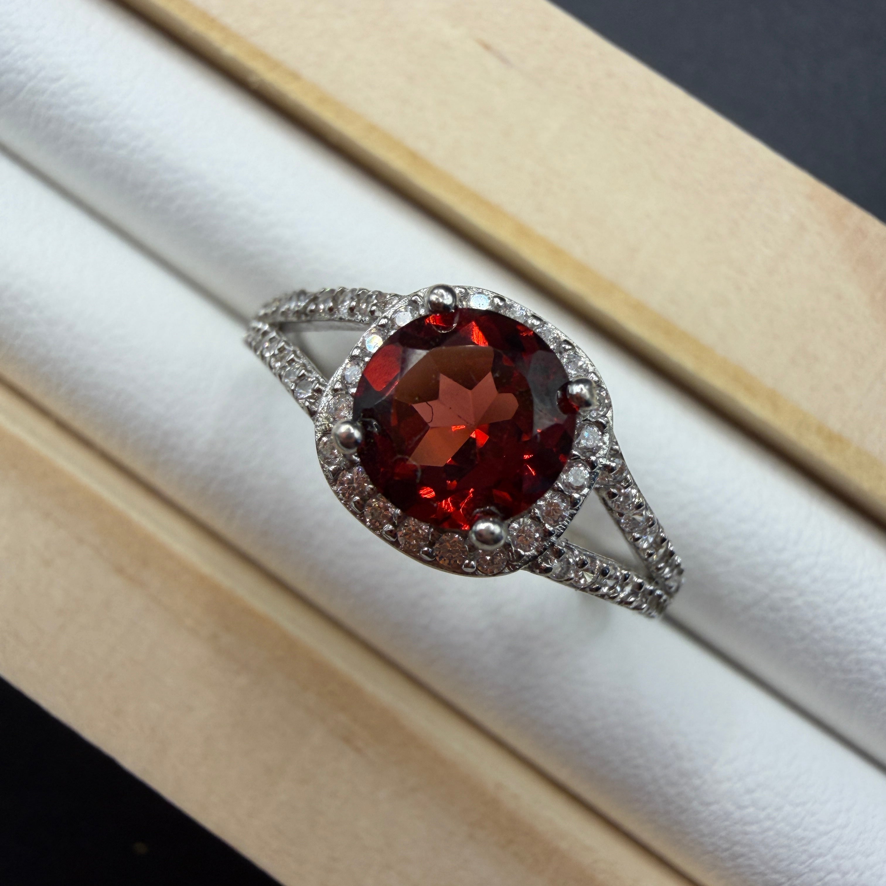 Garnet S925 Ring