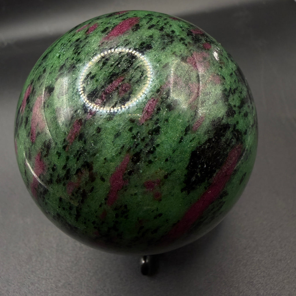 Ruby in Zoisite Sphere Dx23.1cm