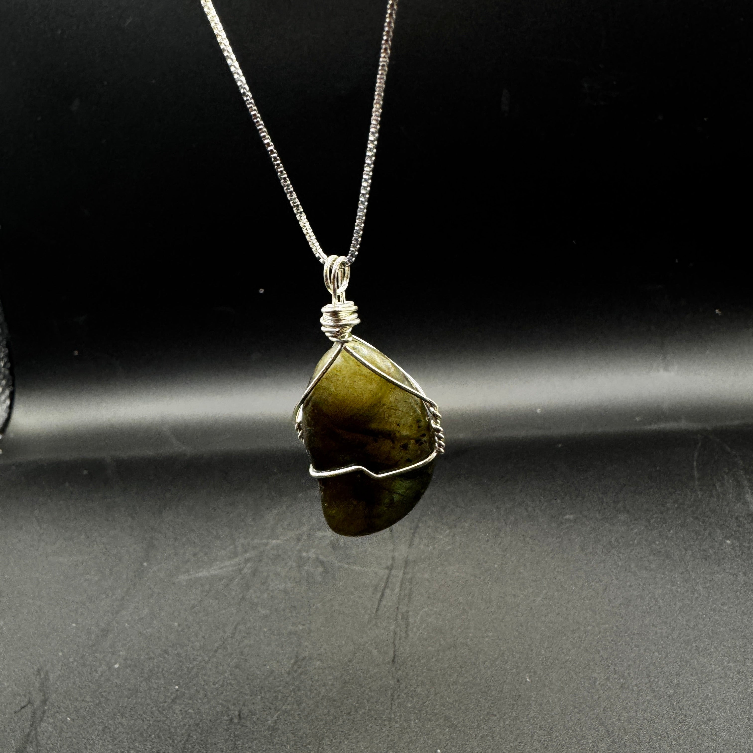 Handmade Labradorite Necklace