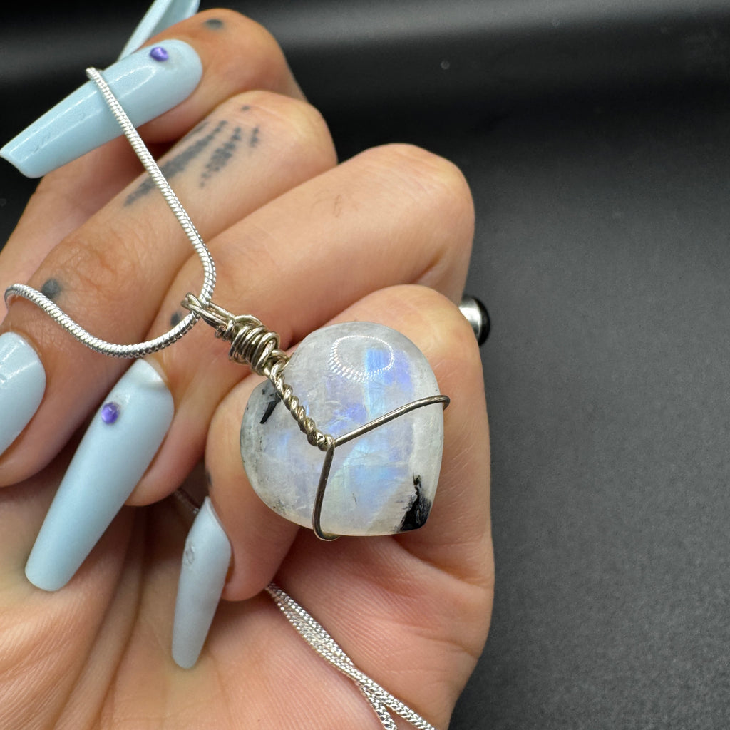 Handmade Moonstone Necklace