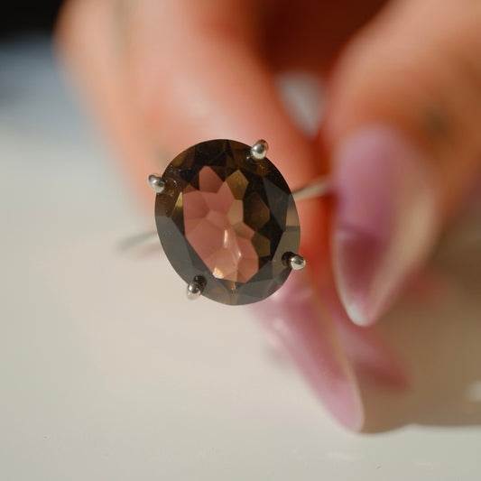 Oval smoky quartz ring, front view